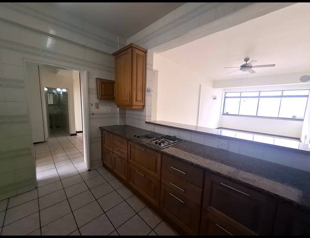 2 BEDROOM APARTMENT FOR SALE IN MARGATE BEACH